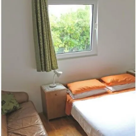 公寓 Vila Jaka 斯拉汀
